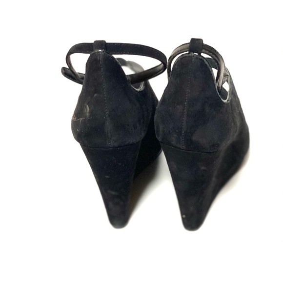 Saks fifth Avenue RED wedges - Picture 4 of 7